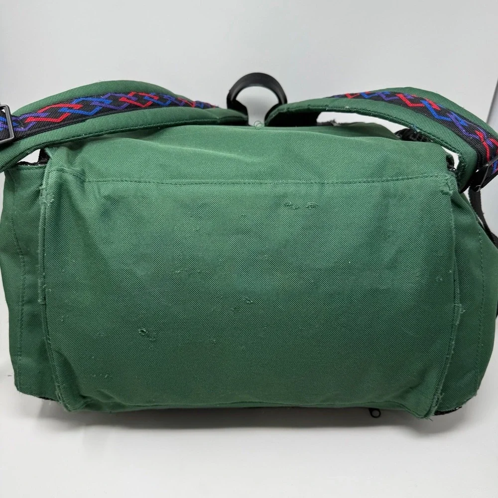 Vintage Speedo Large green Backpack Book Bag Swim Bag Sports 1990s Tribal Straps